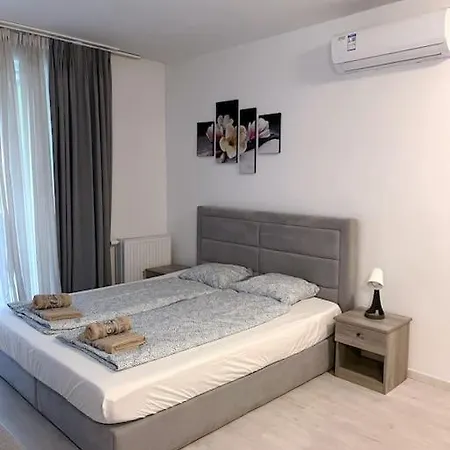 Apartment Corvin Cozy With Balcony309 *