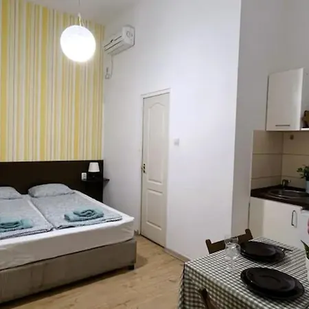 Apartment A4 Parliament Sunflower Cozy Budapest