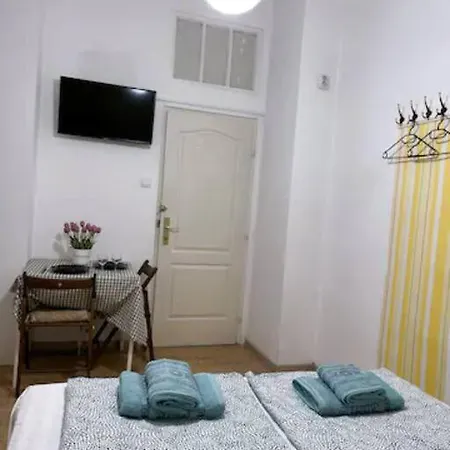 Apartment A4 Parliament Sunflower Cozy Budapest