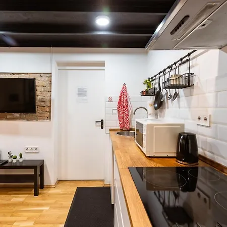 Modern Stylish @ Superb Location