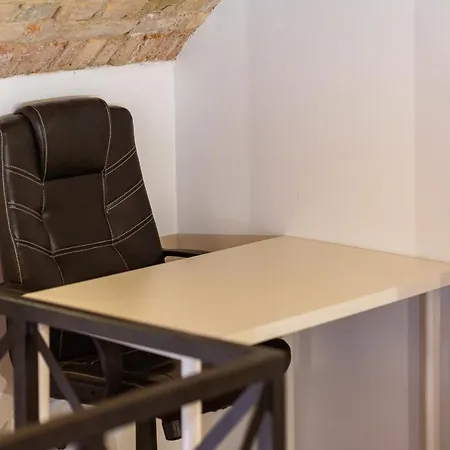Διαμέρισμα Modern Stylish @ Superb Location *