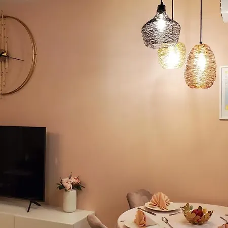 Dn Rose Apartmant