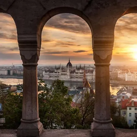 Apartment Parisian Soul In The Heart Of Budapest