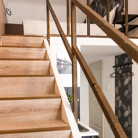 Central Budget Lofts Apartment *
