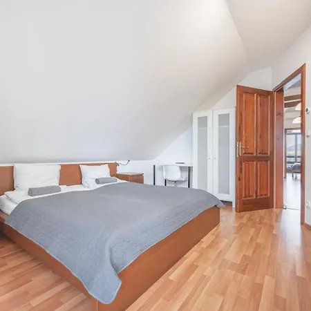 Panorama Buda Villa *