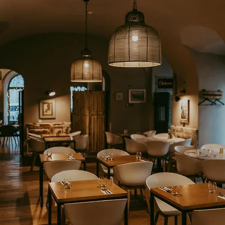 Zenit Palace Hotell