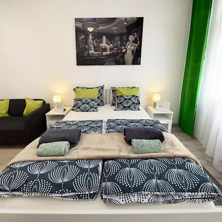 Erezd Magad Otthon Sziveben Apartment *
