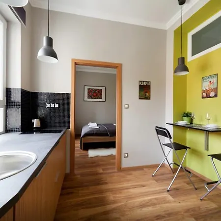 Art Deco Szerb Utca * Budapest