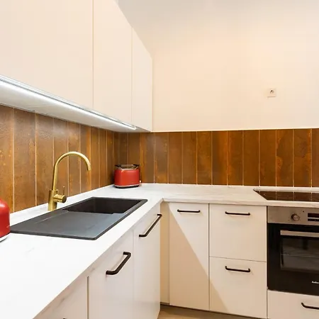 King's Comfort - Superb Modern Style At Gozsdu Garden Apartment