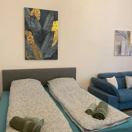 Apartmán Blue Danube Downtown With Free Parking *