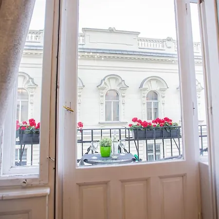 Apartment Vaci Street