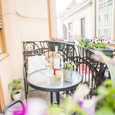 Downtown W18 Apartment Budapest
