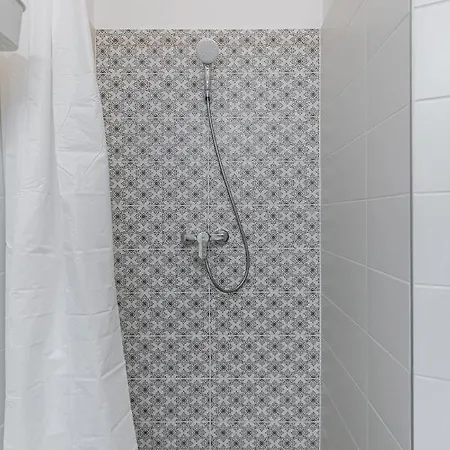 The Right Choice Apartment *