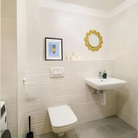 Erkel Luxury Apartment *