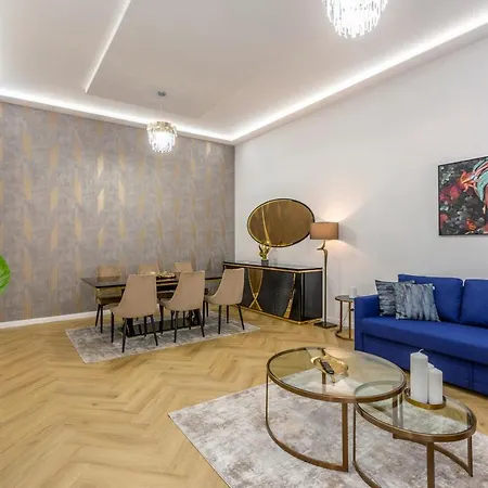 Luxurious Bajcsy Next To The Basilica Apartment *