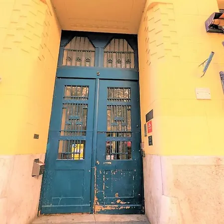 Cute 1br In - Purple House * Budapest