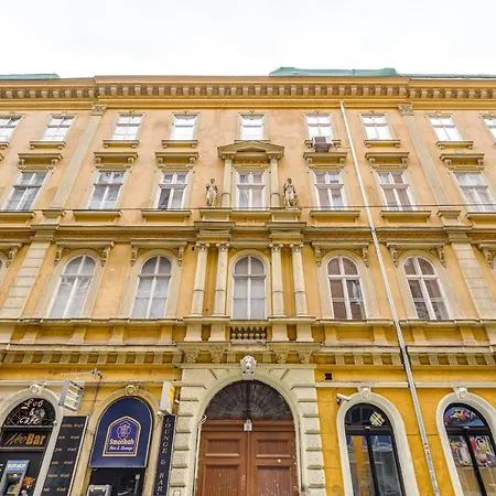 Appartamento Little Cola In Dohany Street With Ac Budapest