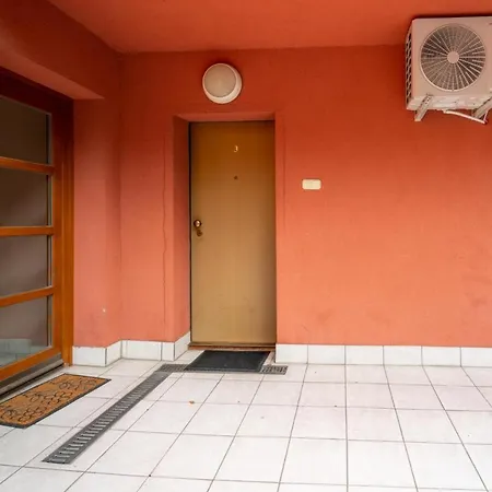 Romantic Secret Garden Apartment Budapest
