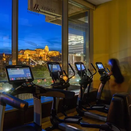 Ξενοδοχείο Marriott 5*