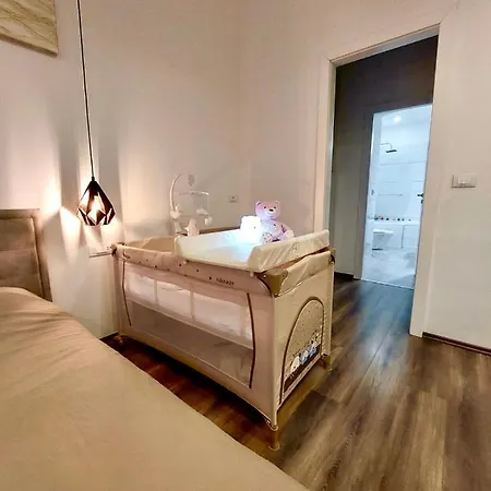 Vivi 2 Apartment *