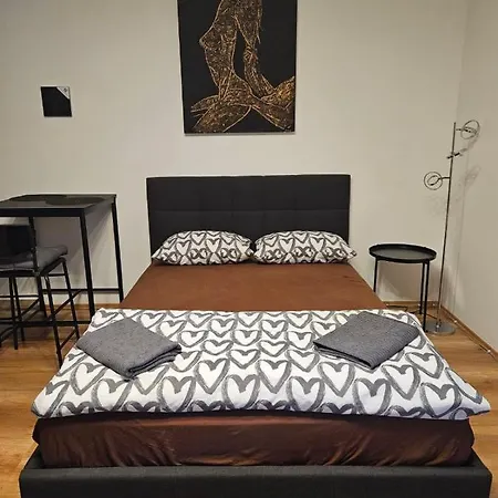 N&z Apartman Close To The Downtown * Budapest