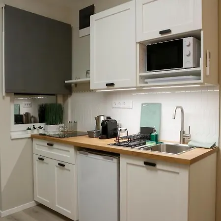 Akacfa Apartman *