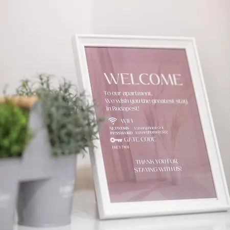 Stylish Luxury By Anna Apartmán