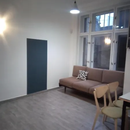 Apartment Napraforgo *