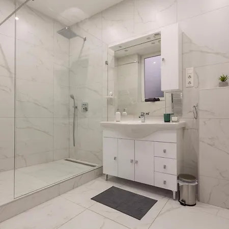 Apartment Exclusive Csengery In The Heart Of *