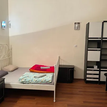 Westend Aparthotel *