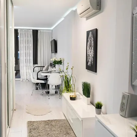Castle In The Center Apartment *
