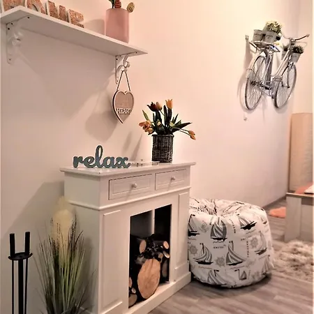 Imadnivalo Apartman Kozponti Helyen Budapest