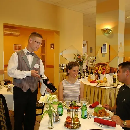 Griff Hotel 3*