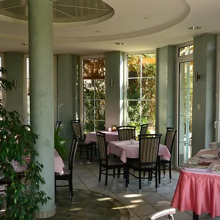 Belle Fleur Panzio Bed & Breakfast