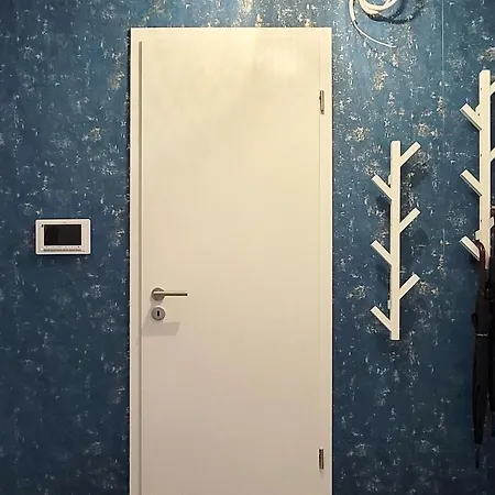 L&l * Budapest