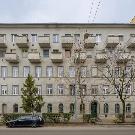 Mester65apartman * Budapest
