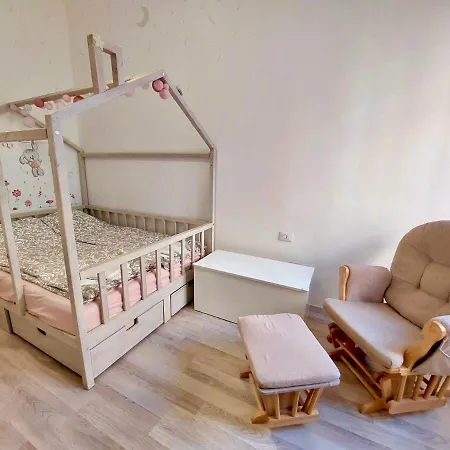 Vivi 2 Apartment