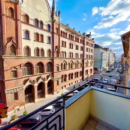 Apartment Vivi 2 *