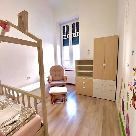 Vivi 2 Apartment