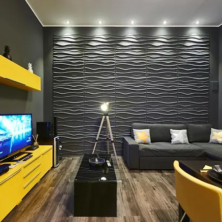 Apartment Location Yellow-black Budapest
