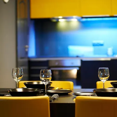 Location Yellow-black * Budapest