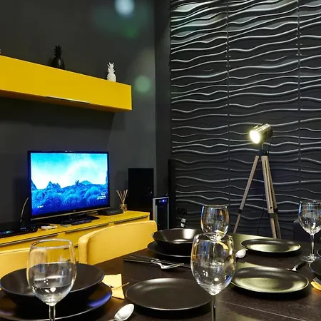 Location Yellow-black