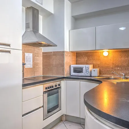 Center Apartment