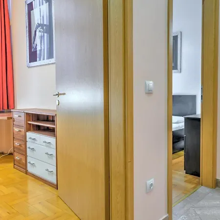 Apartment Center *