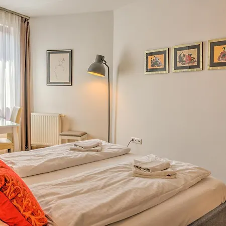 Apartment Center *