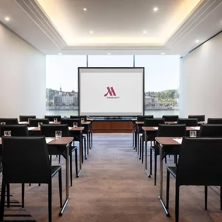 Ξενοδοχείο Marriott 5*