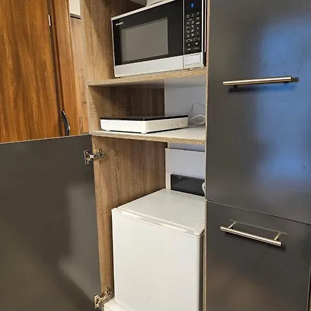 N&z Apartman Close To The Downtown Apartment *