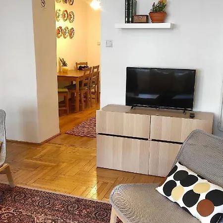 Apartment Cozy In Near Gellert Hill Budapest