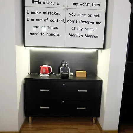 Apartman Art & Design *