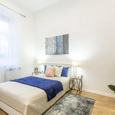 Stylish Luxury By Anna Apartmán *